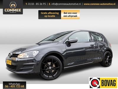 Grijs Gebruikt 2024 VW Golf VIII Edition Hatchback | € 11.444 (Eerlijke prijs)