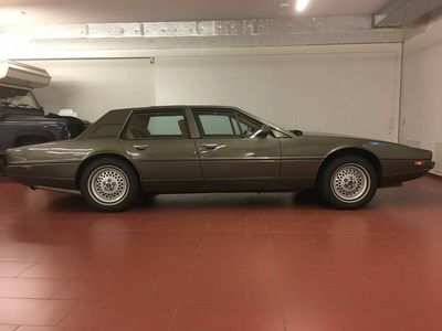 Occasion Aston Martin Lagonda 300 PK (220 kW) 1982 Groenold english pewter Sedan
