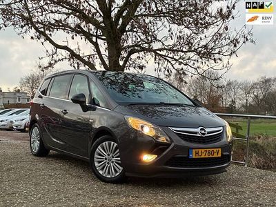 Grijs Gebruikt 2015 Opel Zafira Tourer Business MPV | € 9.975 (Eerlijke prijs)
