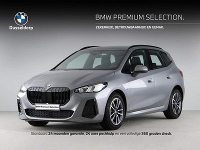 Grijs Gebruikt 2024 BMW 216 M Sport Stationwagen | € 32.950