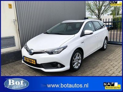 tweedehands Toyota Auris 1.8 Hybrid Dynamic / NAVIGATIE / DEALER ONDERHOUDEN / CRUISE CONTROL / CLIMATE CONTROL