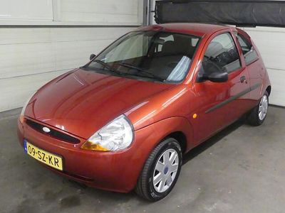 Oranje Occasion 2006 Ford Ka Futura Hatchback | € 1.745 (Iets duurder)