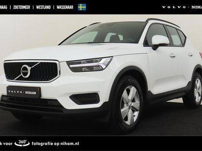 Wit Gebruikt 2020 Volvo XC40 Momentum SUV | € 25.890