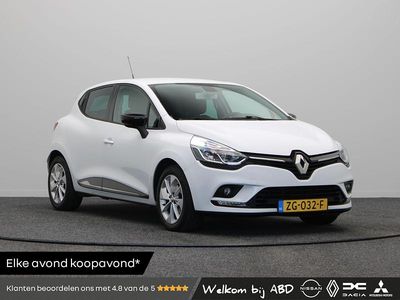 Wit Occasion 2019 Renault Clio IV LIMITED Hatchback | € 10.740 (Eerlijke prijs)