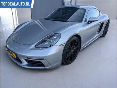 Porsche 718 Cayman