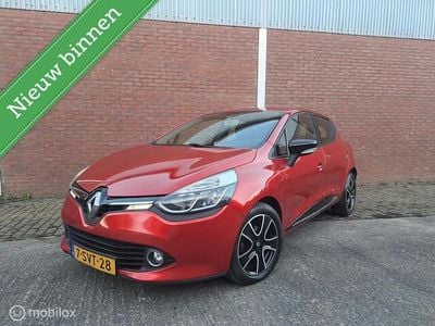 Occasion Renault Clio IV Expression 90 PK (66 kW) 2014 Rood Hatchback