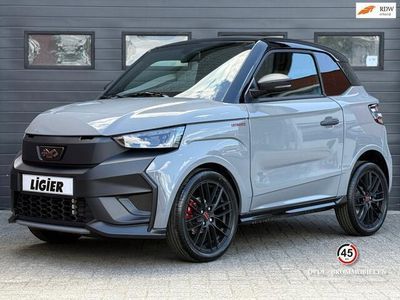 Nieuw Ligier JS50 2025 Grijs Hatchback