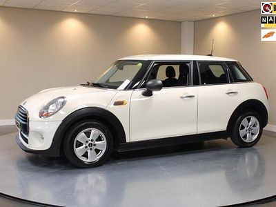 Occasion Mini ONE Business 102 PK (75 kW) 2015 Wit Hatchback