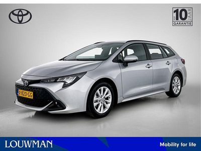 Grijs Gebruikt 2023 Toyota Corolla Hybrid Active Stationwagen | € 26.945
