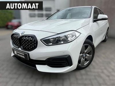 Wit Gebruikt 2019 BMW 118 Executive Hatchback | € 19.950 (Goede deal)