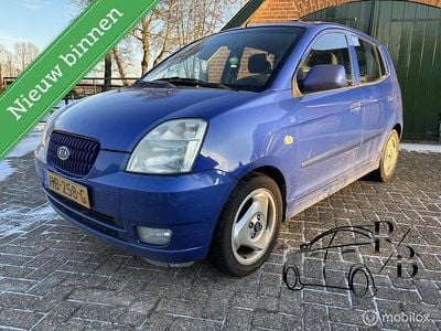 Blauw (metallic) Occasion 2005 Kia Picanto Hatchback | € 1.399 (Eerlijke prijs)