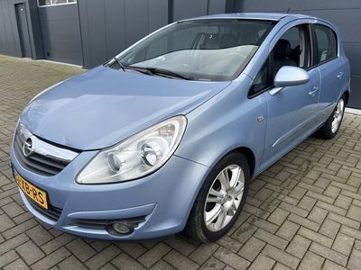 tweedehands Opel Corsa 1.4-16V Cosmo