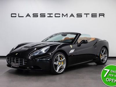 Zwart (metallic) Gebruikt 2010 Ferrari California Cabriolet | € 97.950