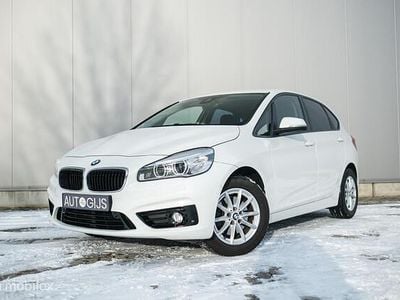 Wit Occasion 2016 BMW 220 Executive Stationwagen | € 13.990 (Goede deal)