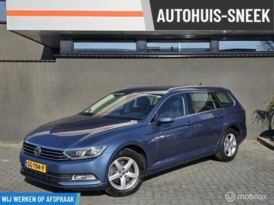 Blauw Gebruikt 2015 VW Passat Comfortline Stationwagen | € 7.450 (Eerlijke prijs)