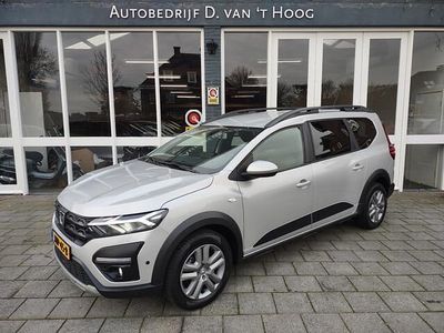 Zilver (metallic) Gebruikt 2022 Dacia Jogger Comfort MPV | € 16.950 (Eerlijke prijs)