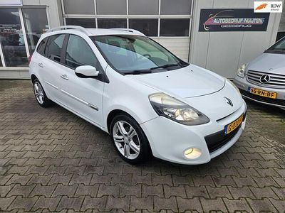 Wit Gebruikt 2009 Renault Clio GrandTour Business Stationwagen | € 1.950 (Goede deal)
