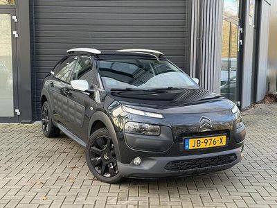 Zwart Occasion 2016 Citroën C4 PureTech SUV | € 7.250 (Goede deal)