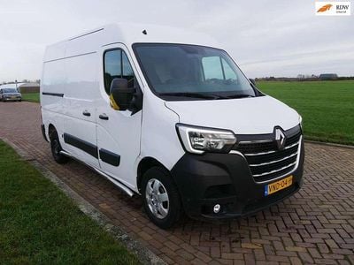 Wit Gebruikt 2021 Renault Master Van | € 8.999