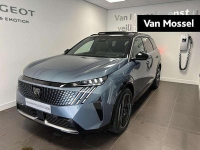 Blauw, metallic lak Nieuw 2025 Peugeot e-5008 GTi SUV | € 57.940 (Duur)