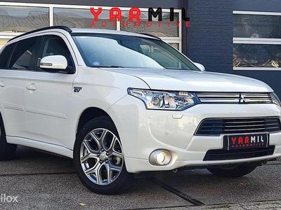 Wit Occasion 2014 Mitsubishi Outlander P-HEV Instyle SUV | € 11.999 (Eerlijke prijs)