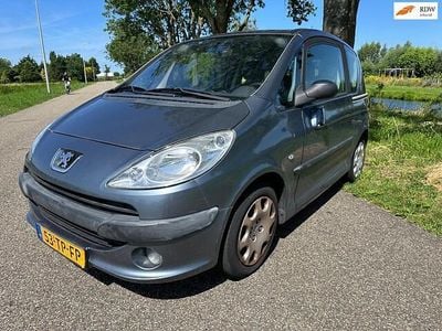 Peugeot 1007