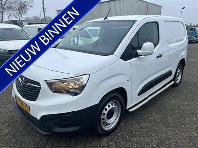 tweedehands Opel Combo 1.6D L1H1 Edition AIRCO I TREKHAAK I Ie EIGENAAR I LAGE KM's I ONTLUCHTING LAADRUIMTE I COMPLETE ONDERHOUDSHISTORIE