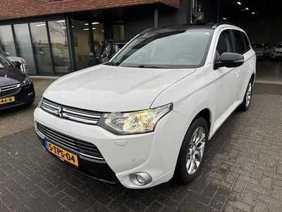 Wit Occasion 2014 Mitsubishi Outlander Instyle SUV | € 8.295 (Goede deal)