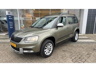 Groen Gebruikt 2015 Skoda Yeti Outdoor SUV | € 13.950