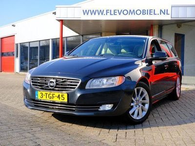 tweedehands Volvo V70 1.6 D2 Nordic+ Leder|Navi|Clima|LMV