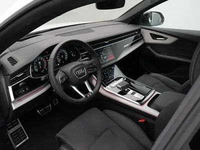 Occasion 2025 Audi Q8 S-Line SUV | € 96.800 (Duur)