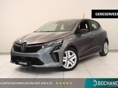 Grijs Occasion 2023 Renault Clio V Evolution Hatchback | € 20.695 (Eerlijke prijs)