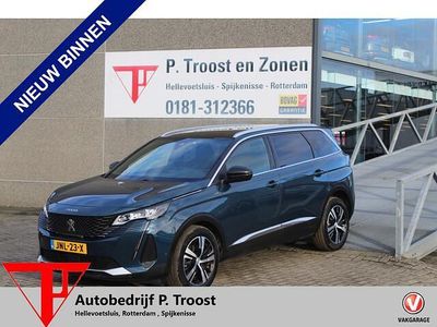 Blauw (metallic) Occasion 2023 Peugeot 5008 GT-line SUV | € 30.950 (Iets duurder)