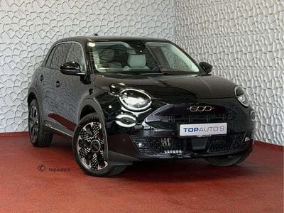 Occasion Fiat 600 La Prima 120 PK (88 kW) 2025 Zwart (metallic) SUV