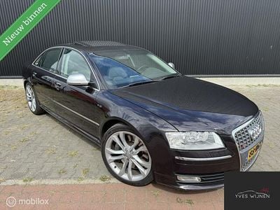 Zwart Gebruikt 2007 Audi S8 Proline Sedan | € 29.495
