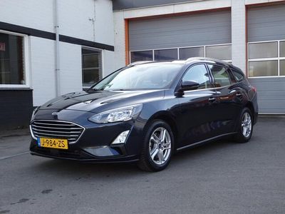 tweedehands Ford Focus Wagon 1.0 EcoBoost Hybrid Trend Edition Business Airco, cruise controle, parkeersensoren voor en achter, licht metalen velgen, enz.