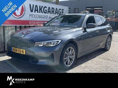 BMW 330e
