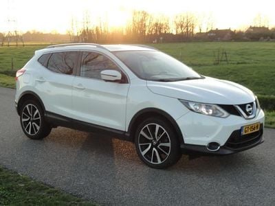 Wit Gebruikt 2015 Nissan Qashqai 360º SUV | € 10.995 (Eerlijke prijs)
