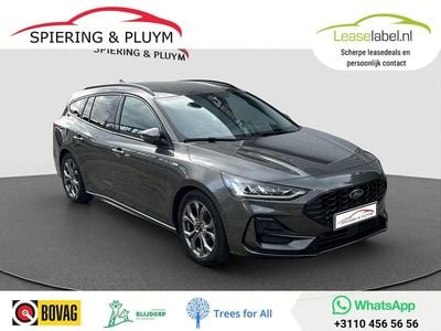 Grijs Gebruikt 2024 Ford Focus ST-Line Stationwagen | € 24.385 (Eerlijke prijs)