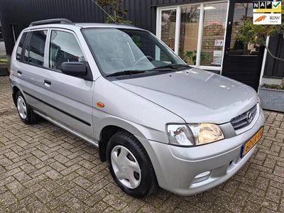 Grijs (metallic) Gebruikt 2003 Mazda Demio Exclusive Hatchback | € 1.600 (Eerlijke prijs)