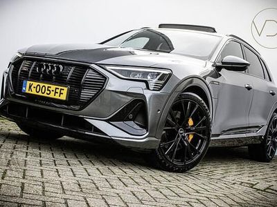 Grijs Occasion 2020 Audi e-tron S-Line SUV | € 27.690 (Eerlijke prijs)