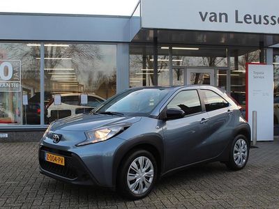 Occasion Toyota Aygo X X-play 72 PK (52 kW) 2024 Grijs SUV