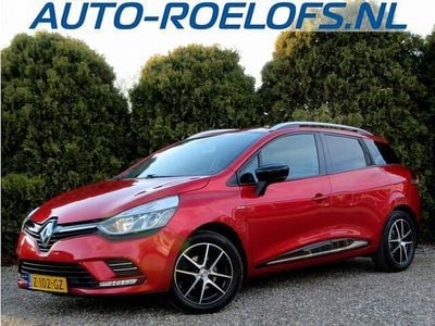 Rood (metallic) Occasion 2018 Renault Clio GrandTour Intens Stationwagen | € 8.790 (Eerlijke prijs)