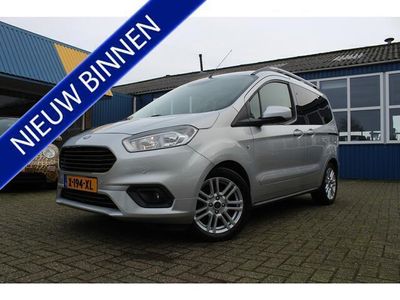 tweedehands Ford Tourneo Courier 1.0i "Titanium" Clima - PDC - Cruise !!