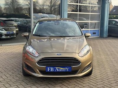 Goud Occasion 2014 Ford Fiesta Titanium Hatchback | € 6.450 (Eerlijke prijs)