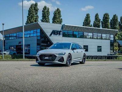 Grijs Gebruikt 2024 Audi RS6 Advanced Stationwagen | € 224.950