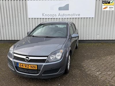 Grijs Gebruikt 2005 Opel Astra Enjoy Hatchback | € 1.245 (Eerlijke prijs)