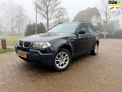 Zwart (metallic) Gebruikt 2006 BMW X3 Executive SUV | € 2.495 (Super prijs)