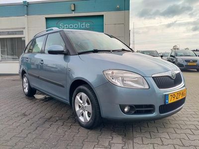 tweedehands Skoda Fabia 1.6-16V Ambiente/Airco/Dealer onderhouden