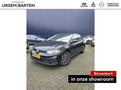 Zwart Occasion 2022 VW Polo Life Hatchback | € 16.995 (Eerlijke prijs)